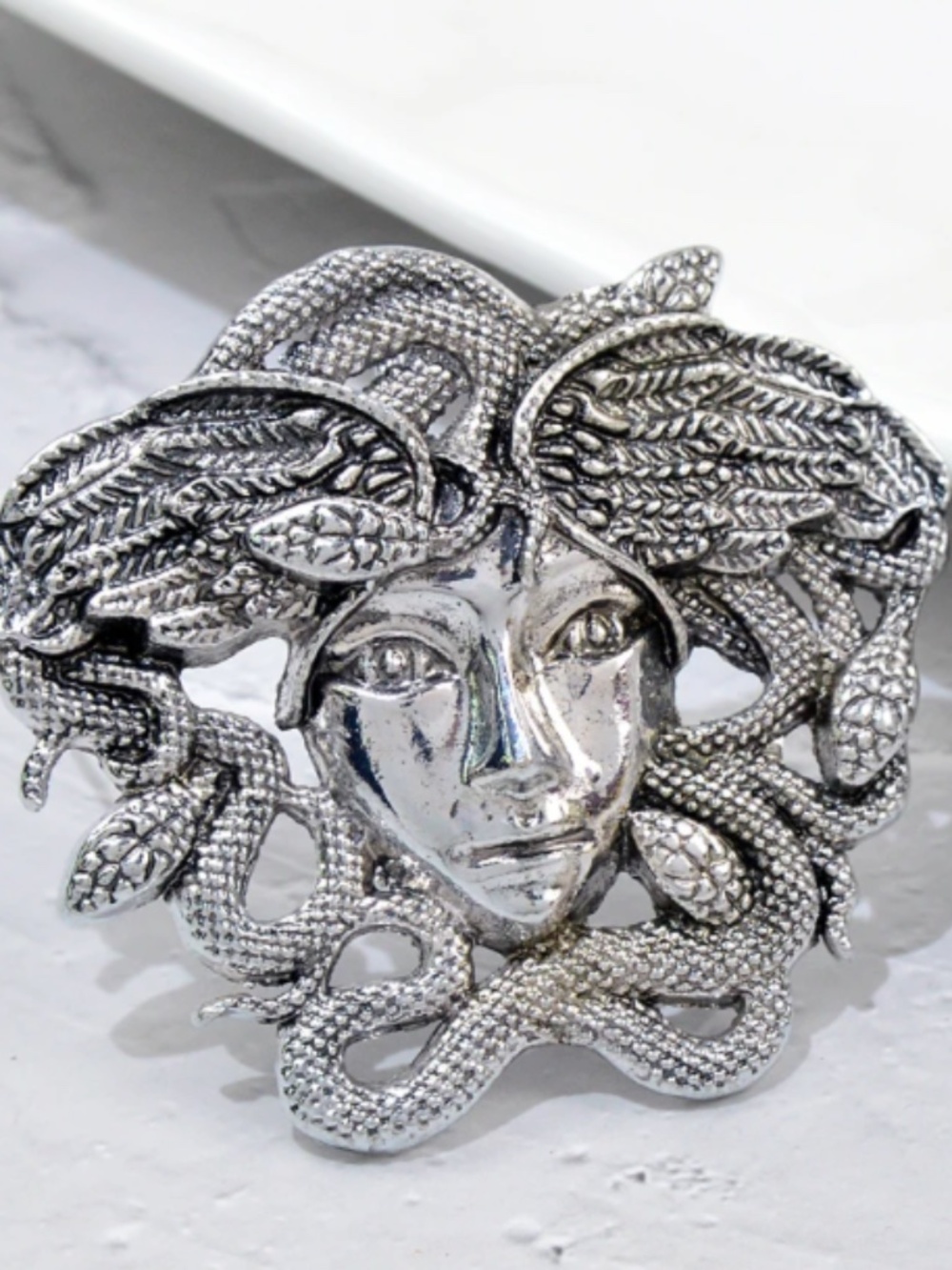 Large Medusa Brooch BNIP 🐍 Halloween Costume Cosplay